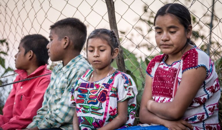 “OCDE: La pobreza en México se hereda y la mitad de quienes nacen pobres lo serán toda la vida”